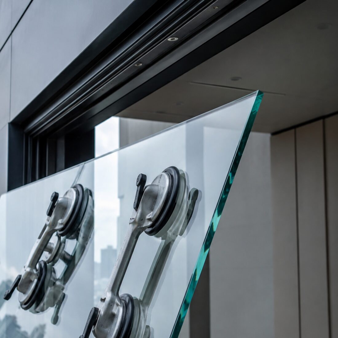 Glass Replacement & Installation
